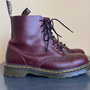 VEUC Vintage Burgundy Docs, made in England